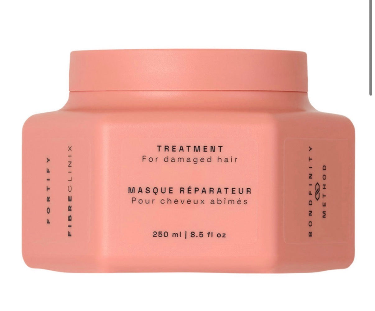 SCHWARZKOPF PROFESSIONAL
FIBRE CLINIX Fortify Treatment 250 ml